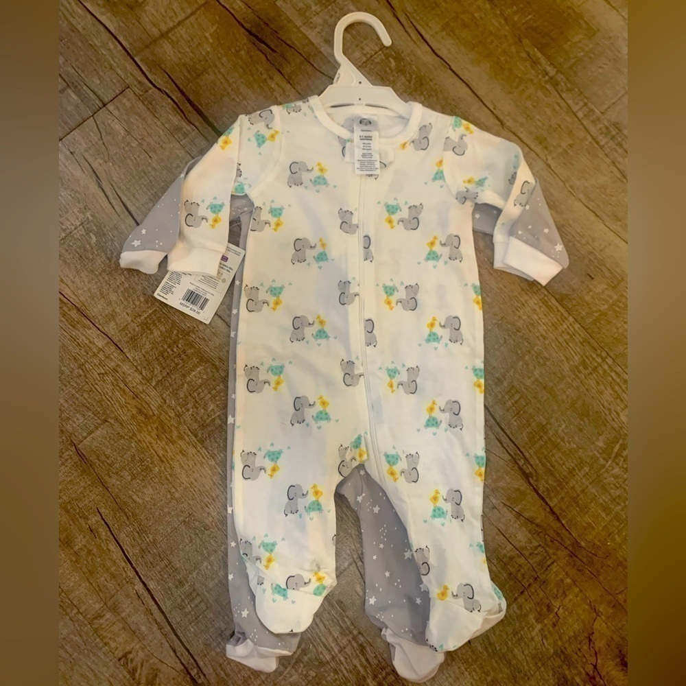 Set of 2, general‎ neutral, Gerber sleepers